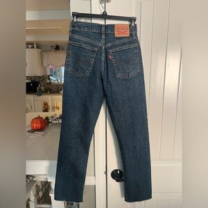 Levis wedgie straight jean